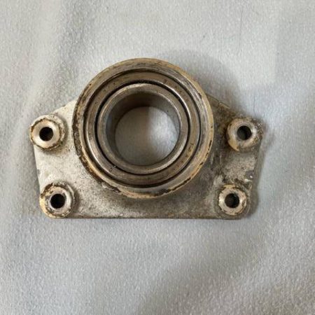 Cessna 310, 320, 400 Series Nose Gear Shock Strut Retainer Assembly. As Removed - part number 08420007-1