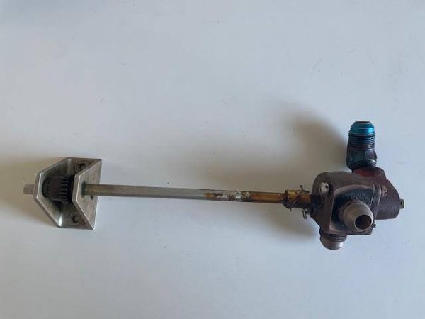 Cessna 182E thru G Fuel Selector Valve Assembly. Used - part number 0716613-1