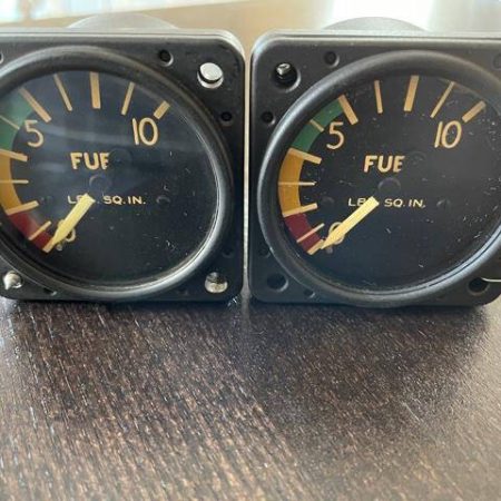 Cessna 195 US Gauge Fuel Pressure Gauges-Excellent Condition. Reconditioned - part number 0311045-1 (or -2 Cessna)