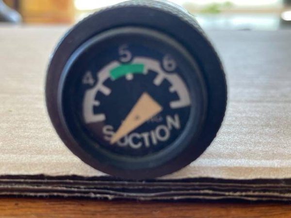 Cessna Single Engine Suction Gauge. Used - part number C668509-0101