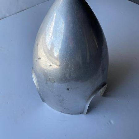 Piper PA24-400 Comanche And Beechcraft B80 Excalibur QueeAir 3-Blade Spinner. Used - part number 22752-2