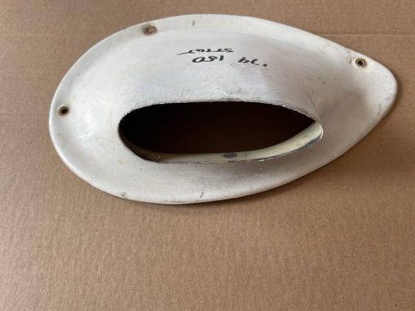 Cessna 1974 150L UPPER LEFT Strut Fairing. As Removed - part number 0522150-3 ((791)) (view 1)