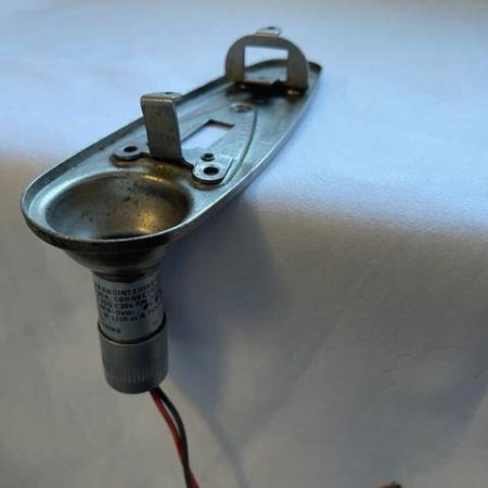 Whelen A600 PR, 14 Volt, Wing Tip Strobe & Nav Light Base. Red Bulb. Used - part number 01-790006-02