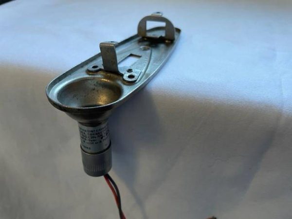 Whelen A600 PR, 14 Volt, Wing Tip Strobe & Nav Light Base. Red Bulb. Used - part number 01-790006-02
