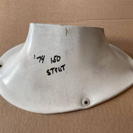 Cessna 150L LOWER LEFT Strut Fairing. As Removed - part number 0421002-1 ((791))
