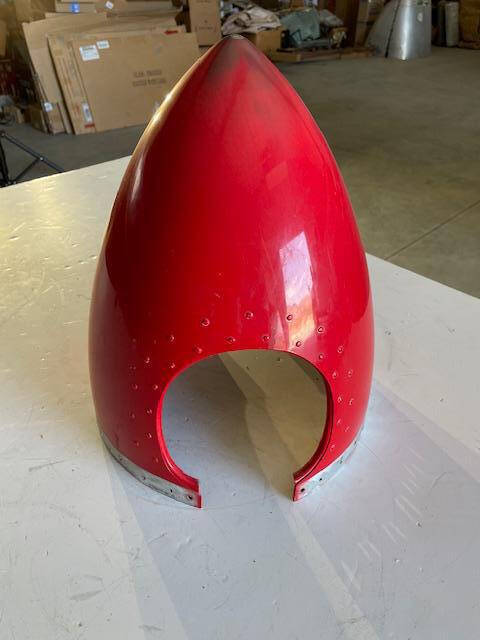 Cessna 180, 182, 210 & 310 Hartzell 2-Blade Spinner. Used - part number 0850313-4 or 0850311-1 or 0850313-1 (or -4 Cessna 310)
