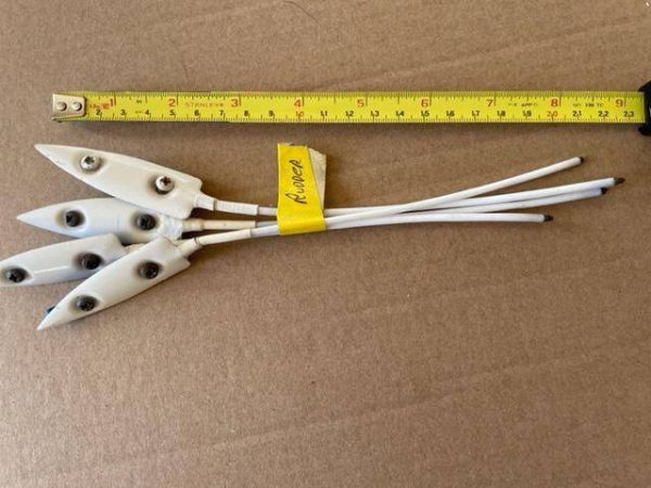 Cessna Static Dishchargers. As Removed - part number C592001-0101 (Wing tip and aileron) (view 3)