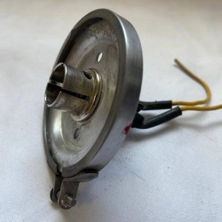 Aeroflash Cessna 14 Volt Rotating Beacon Base Plate With Clamp. Used - part number 151-0001C (Aeroflash)