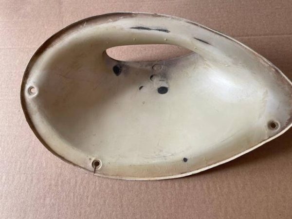 Cessna 1974 150L UPPER LEFT Strut Fairing. As Removed - part number 0522150-3 ((791)) (view 2)