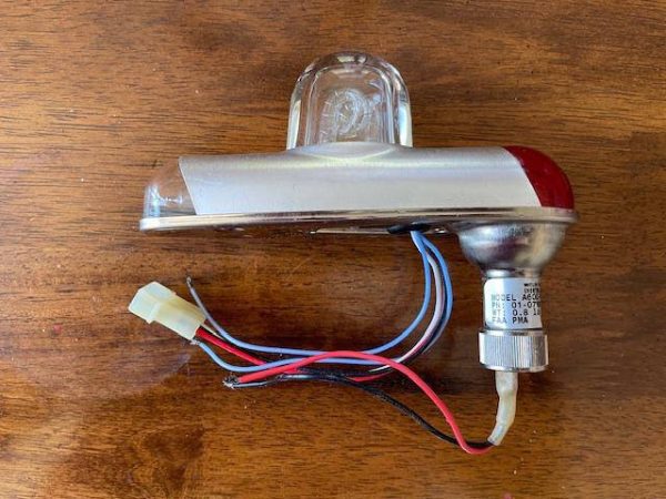Whelen A600-PR Wing Tip Strobe & Nav Light Assembly. Red. New Old Stock - part number A600-PR-14V (view 1)