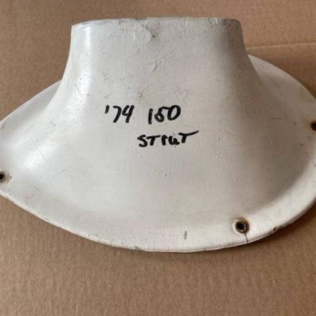 Cessna 1974 150L UPPER LEFT Strut Fairing. As Removed - part number 0522150-3 ((791))