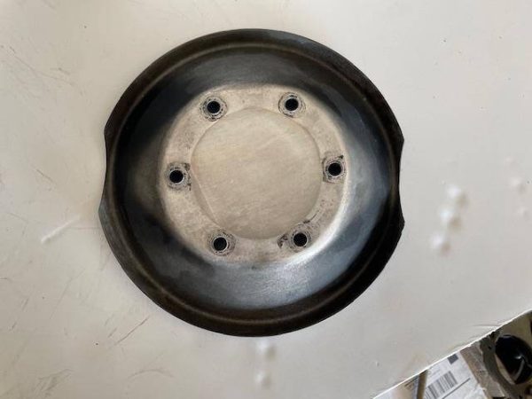 Cessna 152 Spinner With Forward And Aft Bulkhead. Used - part number 0450073-1 (spinner) (view 9)