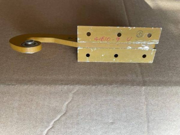 Piper PA-31 Navajo RIGHT Nose Gear Hinge Assembly. New Old Stock - part number 41610-009 (Revision C) (view 2)