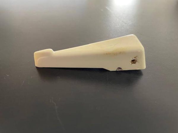 Cessna 182 Fuel Selector Handle. Used - part number 0716612-201 (view 1)