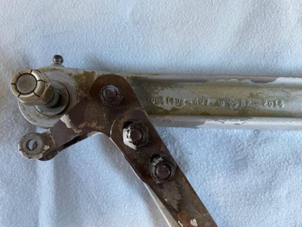 Cessna 310, 320 Main Landing Gear Drag Brace-Knee Joint Down Lock. As Removed - part number 0841102-497 (view 3)