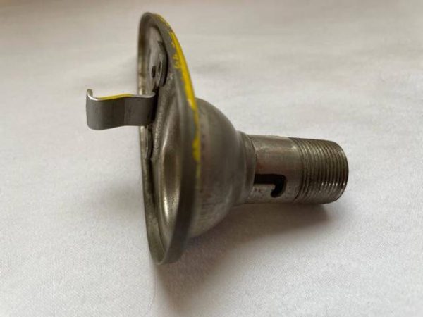 Whelen Piper 761-158 14 Volt RED Nav Light Base. Used - part number 761-158 (Piper) (view 3)