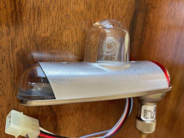 Whelen A600-PR Wing Tip Strobe & Nav Light Assembly. Red. New Old Stock - part number A600-PR-14V (view 3)