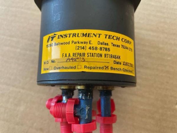 Twin Cessna Dual Fuel Flow Gauge. Repaired. Used - part number C662020-0114 (view 2)