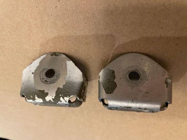 Cessna 180, 185 Rudder; UPPER Hinge, UPPER Bracket. As Removed - part number 0731100-5 (view 2)