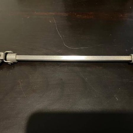 Cessna 210K Thru 210M, Including Turbos, Fuel Selector Valve Shaft Assembly. Used - part number 1216016-200