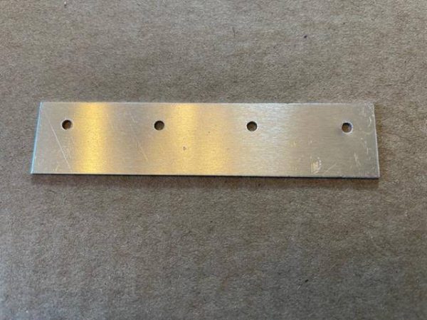 Piper Rear Seat Attachment Plate. New Old Stock - part number 35646-002 (view 1)