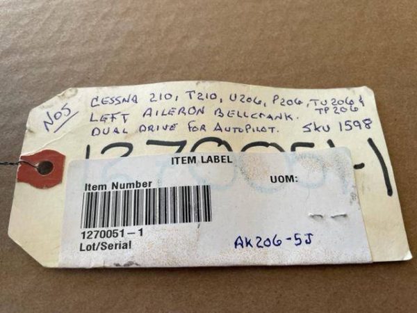 Cessna 206, 210 LEFT Aileron Bellcrank Dual Drive. New Old Stock - part number 1270051-1 (view 5)