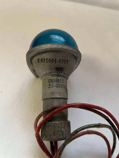 Cessna-Grimes Nav Position Light RIGHT/GREEN 14 Volt Complete Assembly. As Removed - part number C622001-0202 (Cessna) (view 2)
