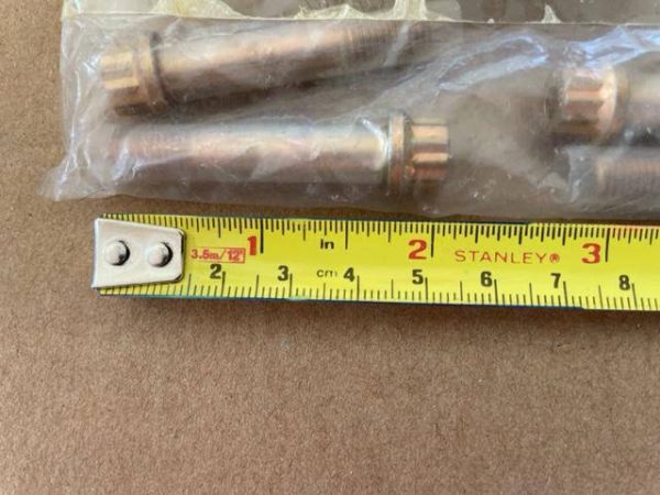 External Wrenching Bolt. 12 point, 1.724" thread. New - part number MS21250-05018 (view 3)