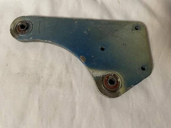 Cessna 310, 320 Elevator Bell Crank Torque Arm-Pylon. As Removed - part number 0832000-33 (view 1)