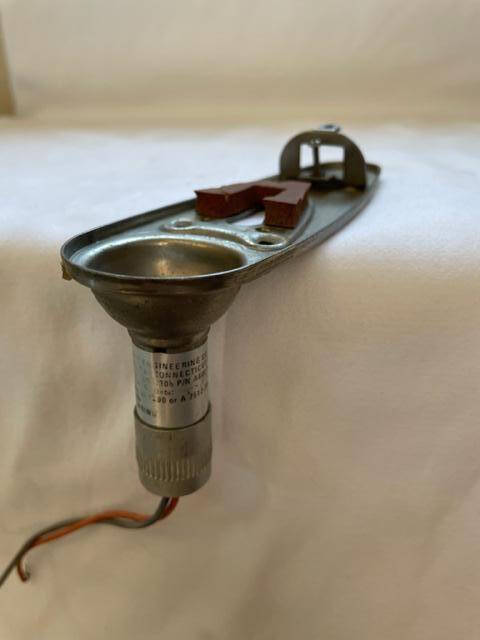 Whelen A600 PR 28 Volt Nav Light Base Assembly. Used - part number A600 (PR)