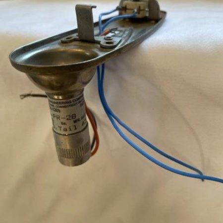 Whelen A600 PR 28 Volt Nav Light Base Assembly Complete. Used - part number A600 (PR)