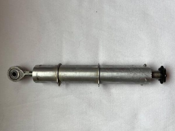 Cessna 421B Elevator Trim Tab Actuator. Used - part number 1260074-4 (view 1)