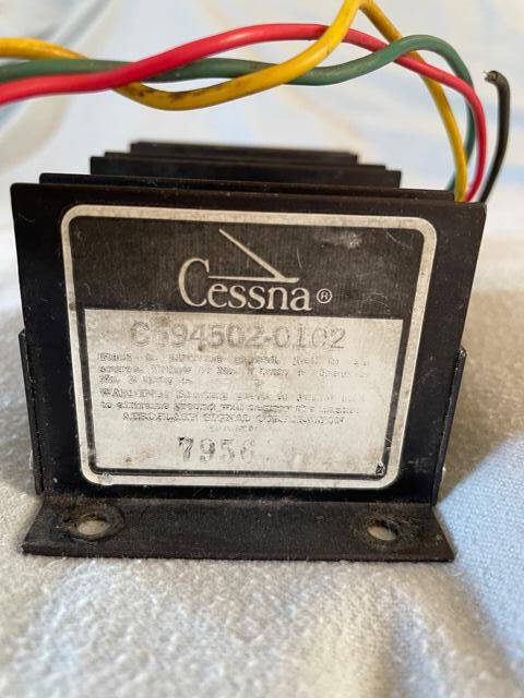 Cessna Flashing Beacon Power Supply. Used - part number C594502-0102