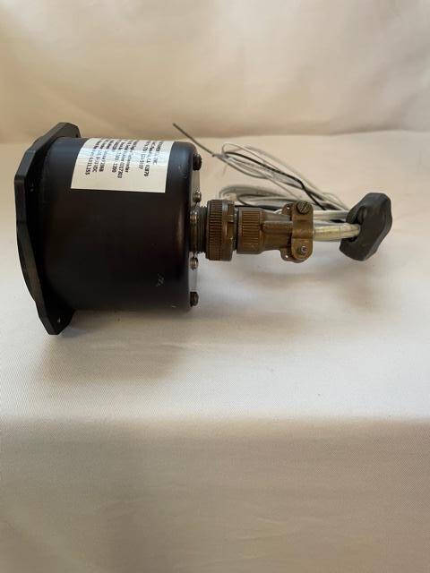 Horizon Instruments P-1000 Digital Engine Tachometer For 6 Cylinder. Used - part number P100-059-142-00 (view 2)