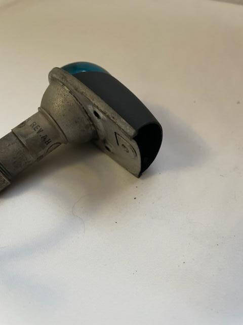 Cessna-Grimes Nav Position Light RIGHT/GREEN 14 Volt Complete Assembly. As Removed - part number C622001-0202 (Cessna) (view 4)