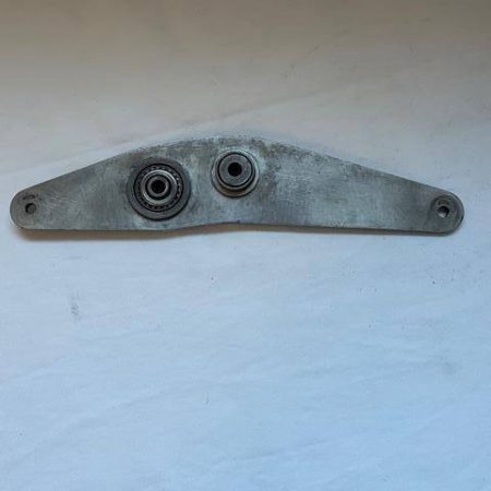 Cessna 172 Forward Elevator Bellcrank. As Removed - part number 0513370-1