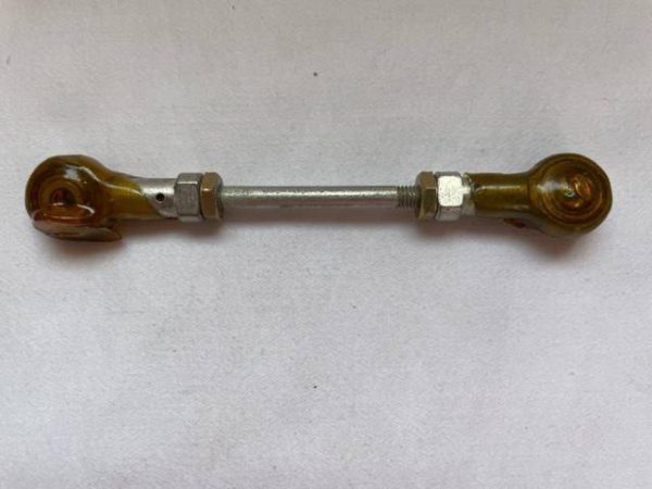 Cessna 300 & 400 Series Main Gear Outboard Door Link. New Old Stock - part number 5041012-3