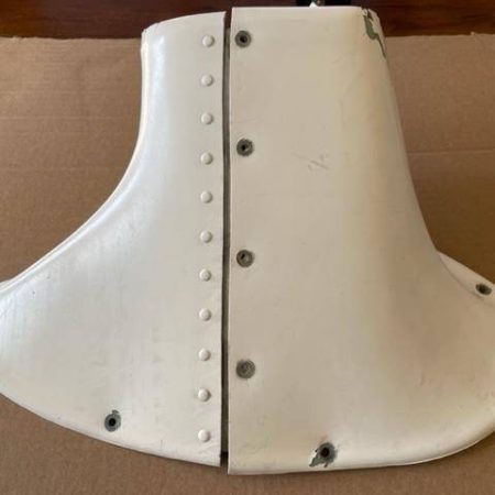 Cessna U206, Cessna 207 LEFT Wing Strut UPPER Cuff/Fairing. As Removed - part number 1227011-5