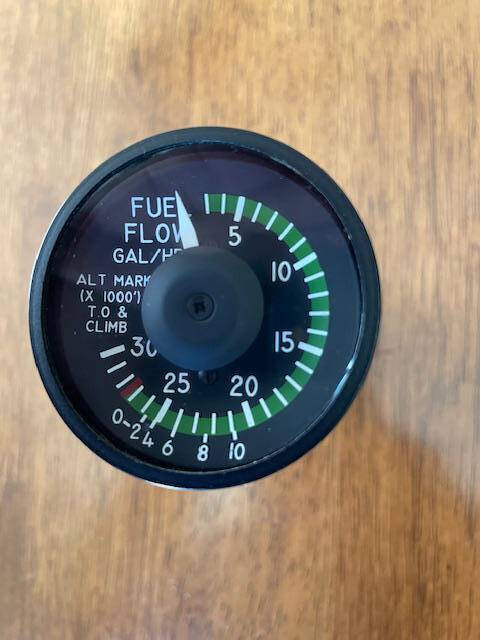 Beechcraft United Instruments A36 Fuel Flow Gauge. Used - part number 6511 (United Instruments)