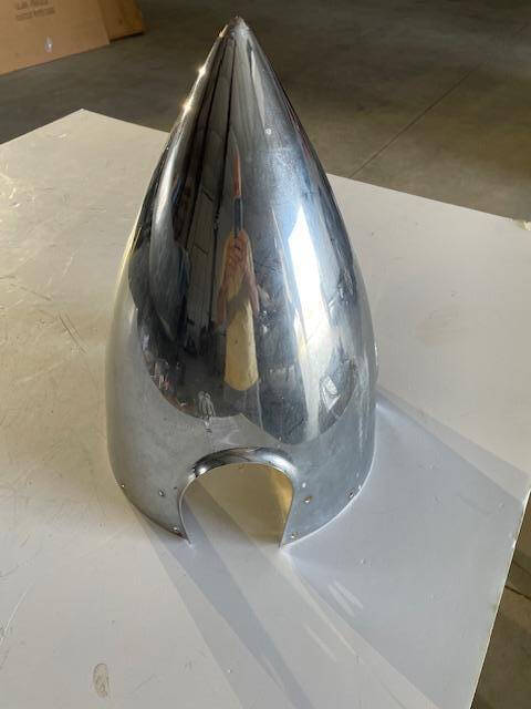 Cessna 206 & 210 Hartzell 3-Blade Spinner & Aft Bulkhead. Used - part number 1250419K200 or 1250419-2 or C-4586P (Hartzell dome #) or C-4583-3P (aft bulkhead) (view 3)