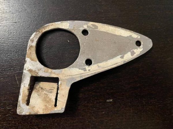 Beechcraft Baron LEFT Nav Light Deflector-Metal. Used (view 1)