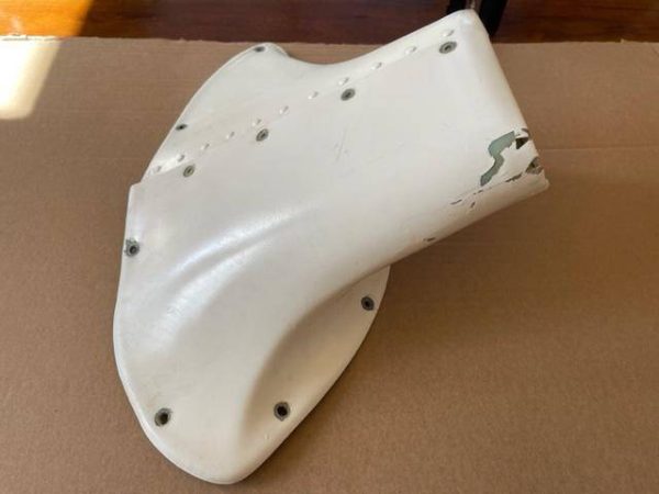 Cessna U206, Cessna 207 LEFT Wing Strut UPPER Cuff/Fairing. As Removed - part number 1227011-5 (view 1)