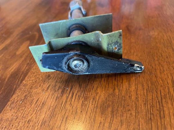 Cessna 172N & P Complete Fuel Selector Valve Assembly. Used - part number 9851067-4 (assembly) (view 3)