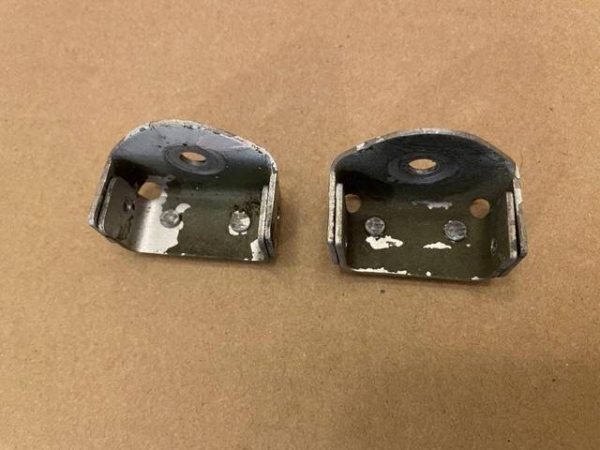 Cessna 180, 185 Rudder; UPPER Hinge, UPPER Bracket. As Removed - part number 0731100-5 (view 1)