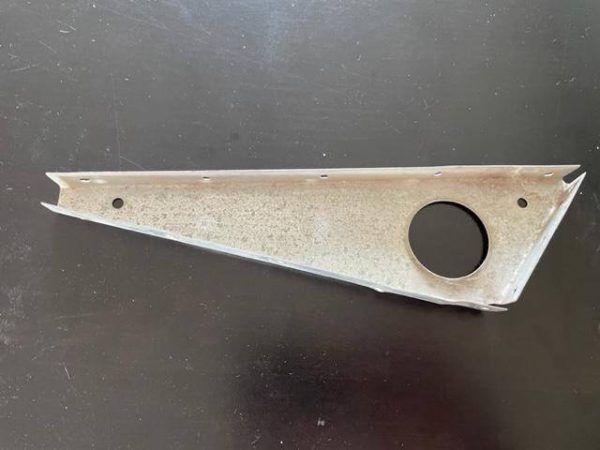 Cessna 172 M/N RIGHT Aileron Rib #4. As Removed - part number 0523811 (view 1)