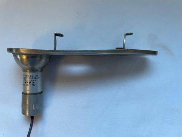 Whelen A600 PR, 14 Volt, Wing Tip Strobe & Nav Light Base. Red Bulb. Used - part number 01-790006-02 (view 3)