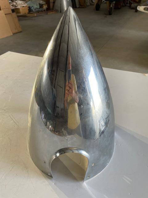 Cessna 206 & 210 Hartzell 3-Blade Spinner & Aft Bulkhead. Used - part number 1250419K200 or 1250419-2 or C-4586P (Hartzell dome #) or C-4583-3P (aft bulkhead) (view 5)