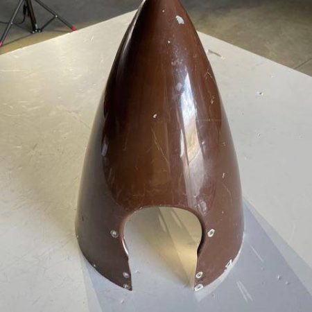 Cessna 180 & 185 2-Blade Spinner. Painted, Used - part number 0752042K200 (180)