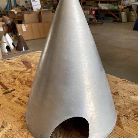 Cessna 150K Spinner. Used - part number 0450027-12