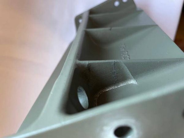 Cessna 172, 182 RIGHT Hand Outboard Landing Gear Support Bulkhead. Used. Has crack in vertical support column - part number 0541121-2 (view 7)